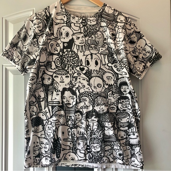 Threadless tee “Ugly Drawings”, guys size Medium. - Picture 1 of 2